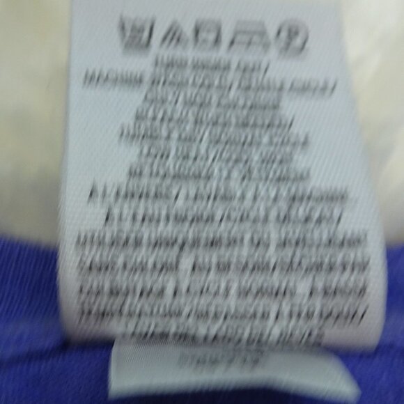 Victoria's Secret Pink Purple T-Shirt Small - Picture 4 of 4